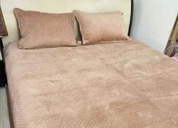 تصویر 3 از رو تختی مخمل نرم و لوکس با کیفیت بالا